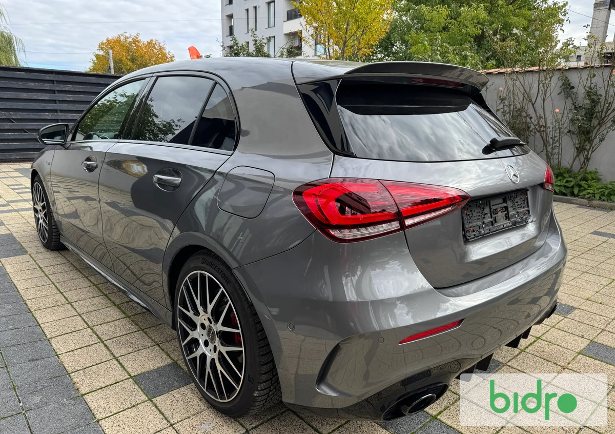 Mercedes-Benz A 35 AMG 2021 - imaginea 4