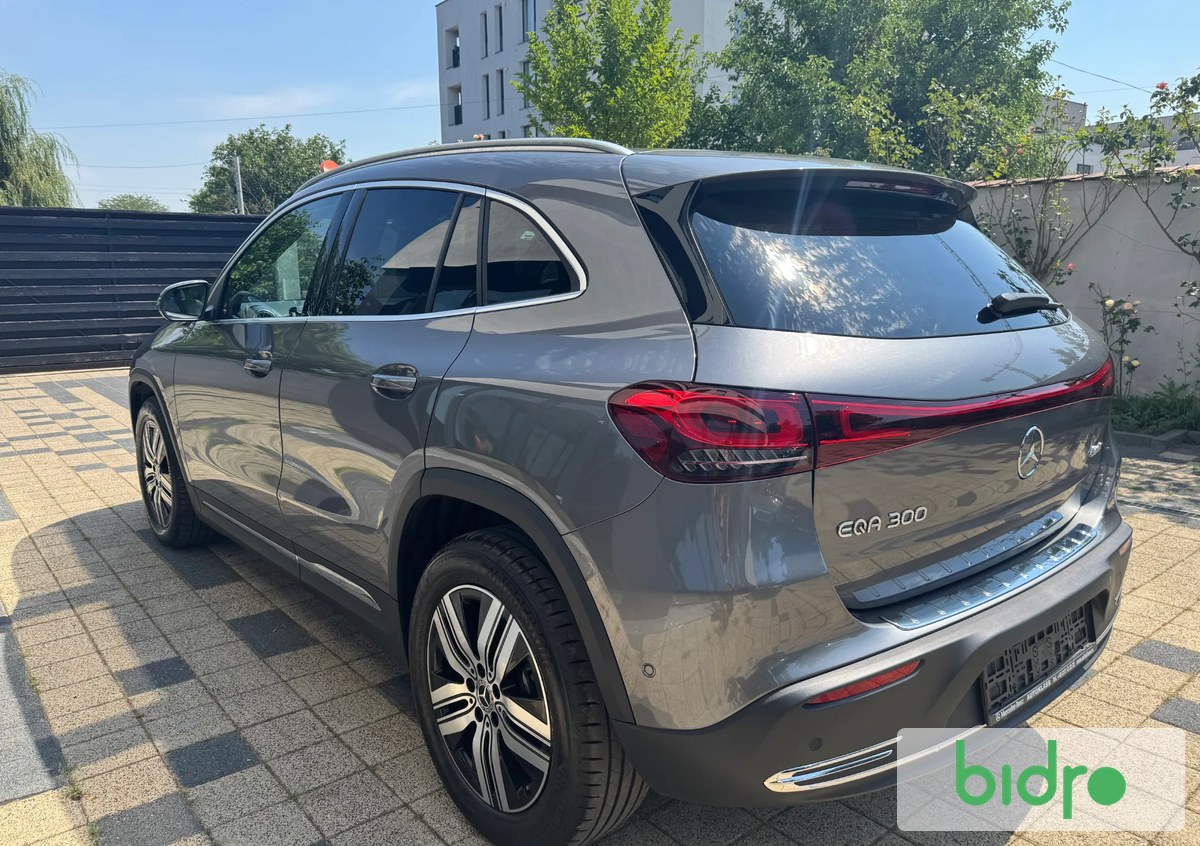 Mercedes-Benz EQA 2021 - imaginea 4